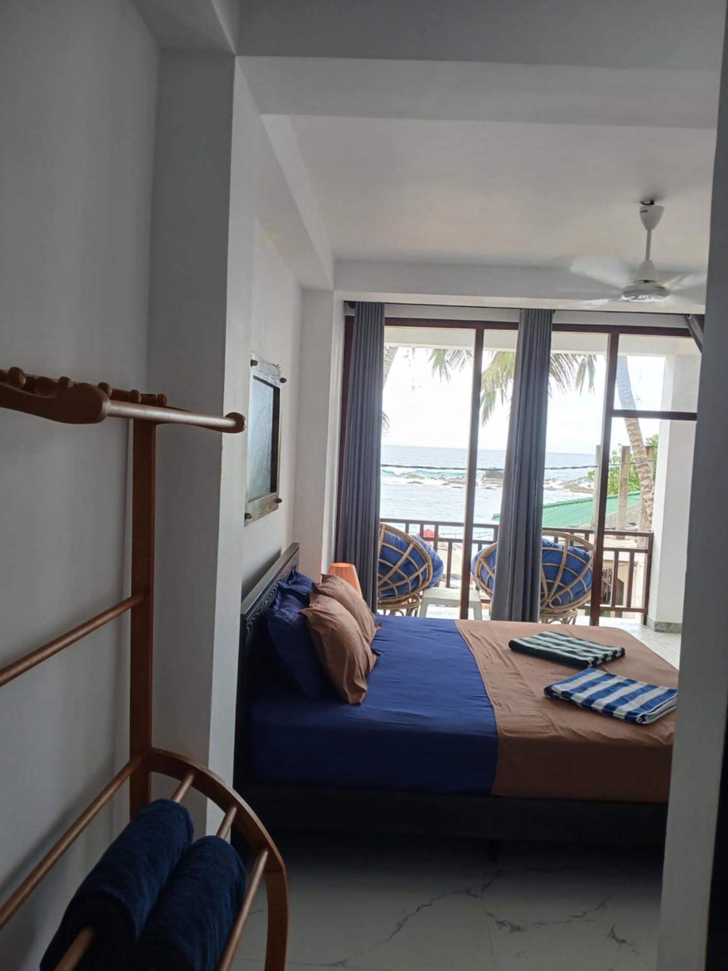 Turtle Beach House Batigama Номер фото