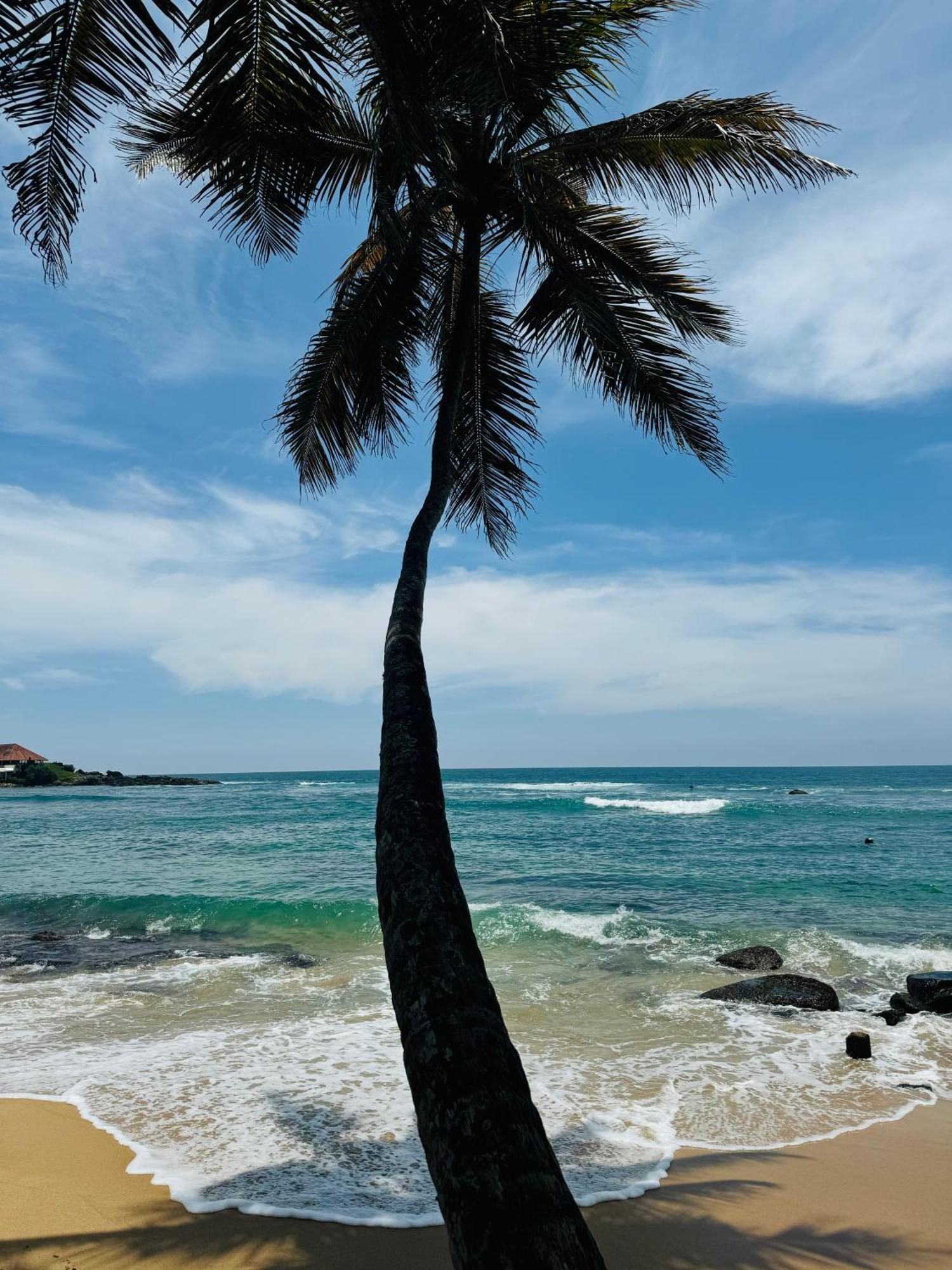 Turtle Beach House Batigama Экстерьер фото